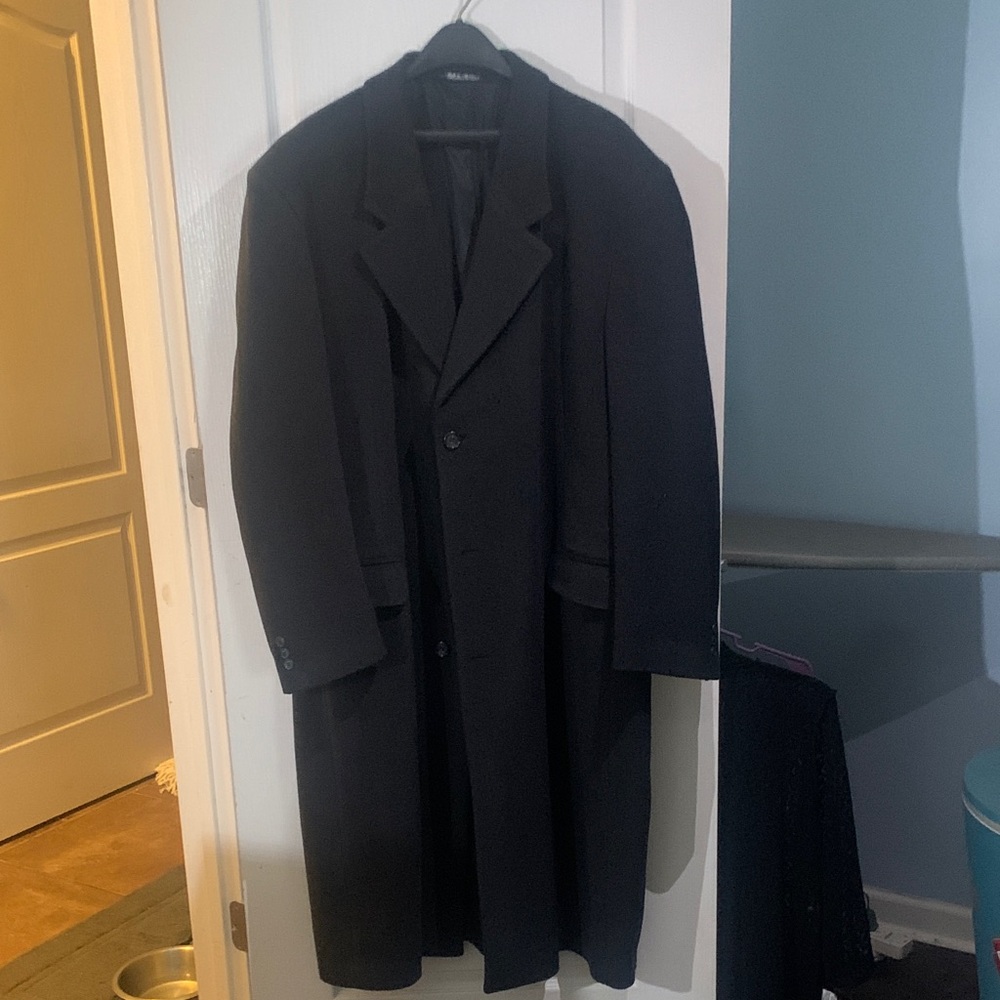 Elegant Black Trench Coat for Men